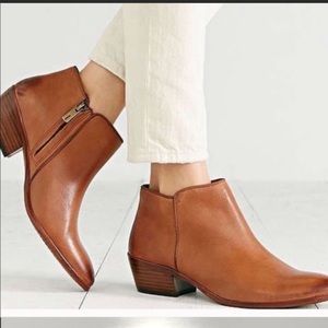 Petty Sam Edelman ankle Booties 7.5